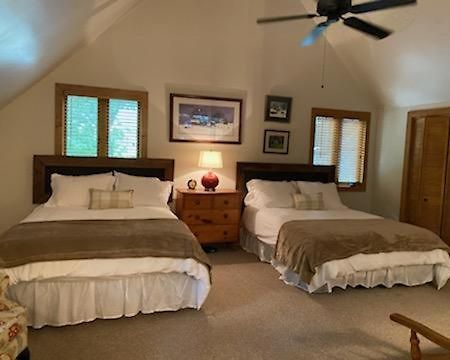 Lolly'S Treehouse Hotel Highlands Exterior photo